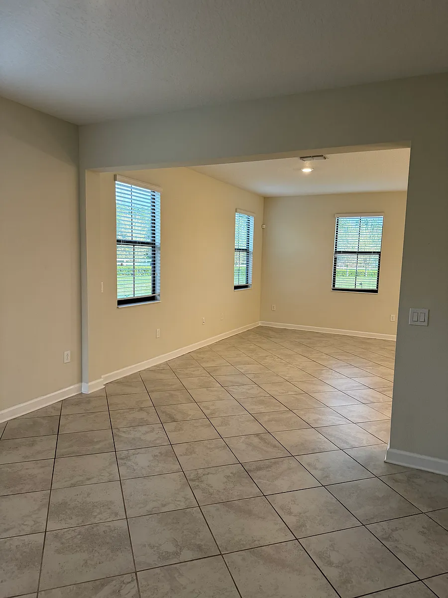 Building Photo - 11330 Whistling Pine Way