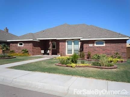 Beautiful home in Greathouse
						:
						Located on a quiet cul-de-sac with great neighbors! Community Pool!!