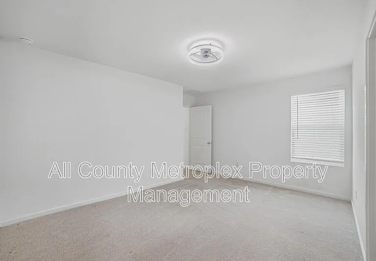 6225 Kingfisher Way — Photo 7
