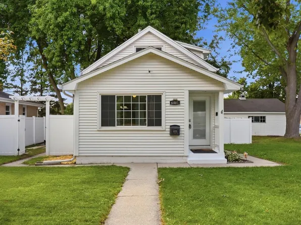6001 S Lake DRIVE, Cudahy, WI 53110