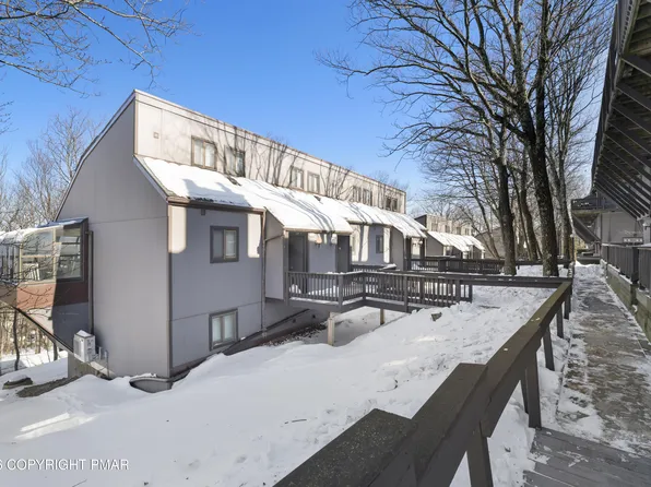 174 Upper Village Way, Tannersville, PA 18372