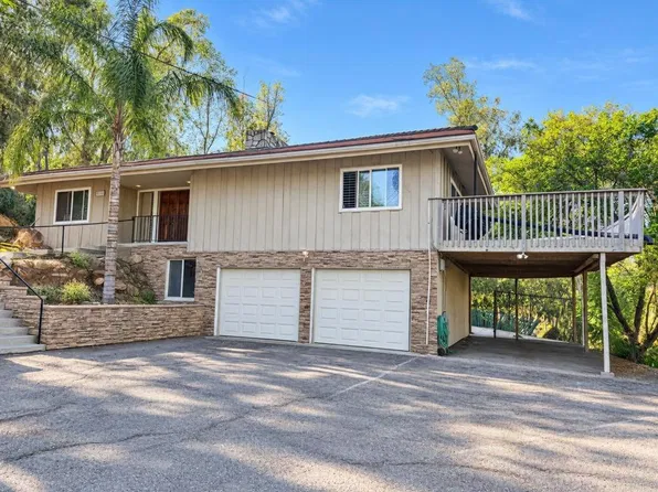 11852 Serena Rd, Lakeside, CA 92040