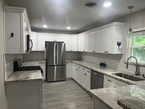 2nd image of 603 Center Way