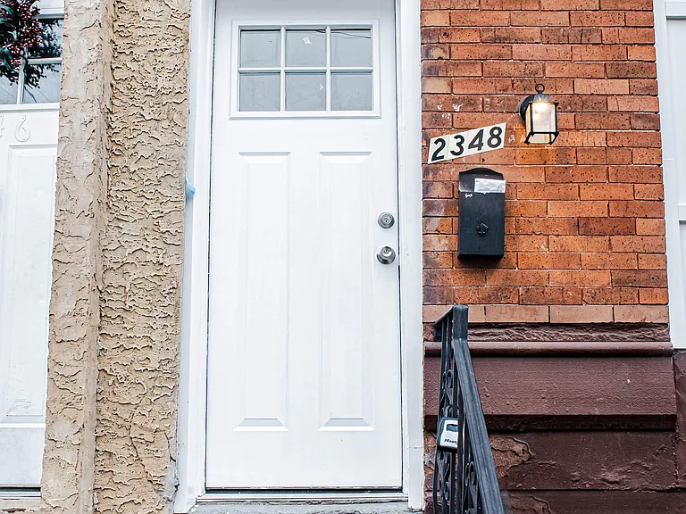 2348 Moore St — Photo 7