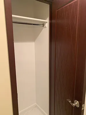 Rented by 18 REALTY | media 12