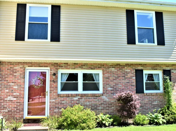 71 Millbrook Lane #4, Auburn, ME 04210