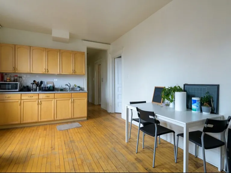 1319 W 19th St #2F — Photo 8