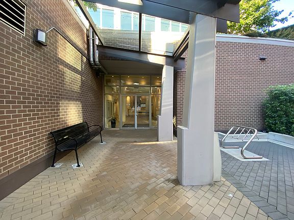3rd image of 445 W 2nd Ave #707