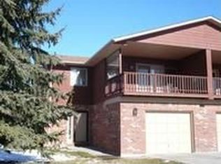 7101 Tumbleweed Dr, Cheyenne, WY 82009