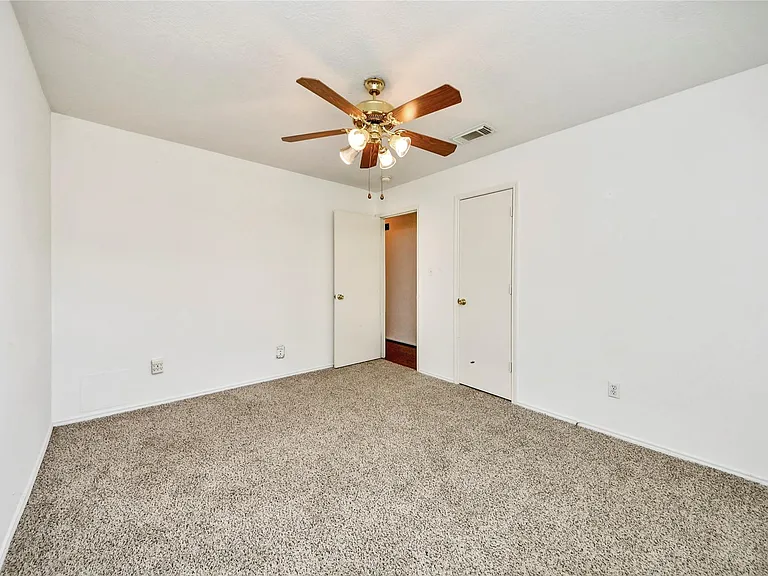 16134 Coleburn Dr — Photo 10