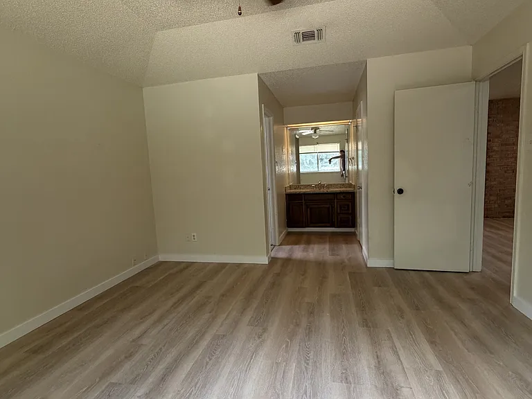 6316 Peggy Dr — Photo 11