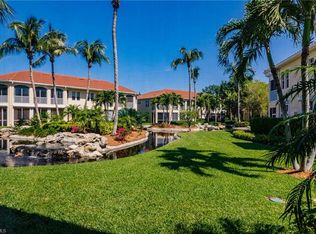 2000 L Ambiance Cir #102, Naples, FL 34108