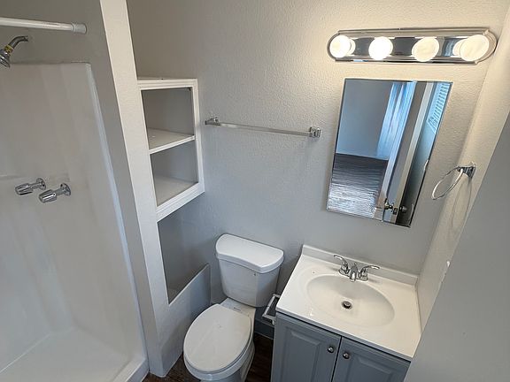 4th image of 4444 E Lee St APT P