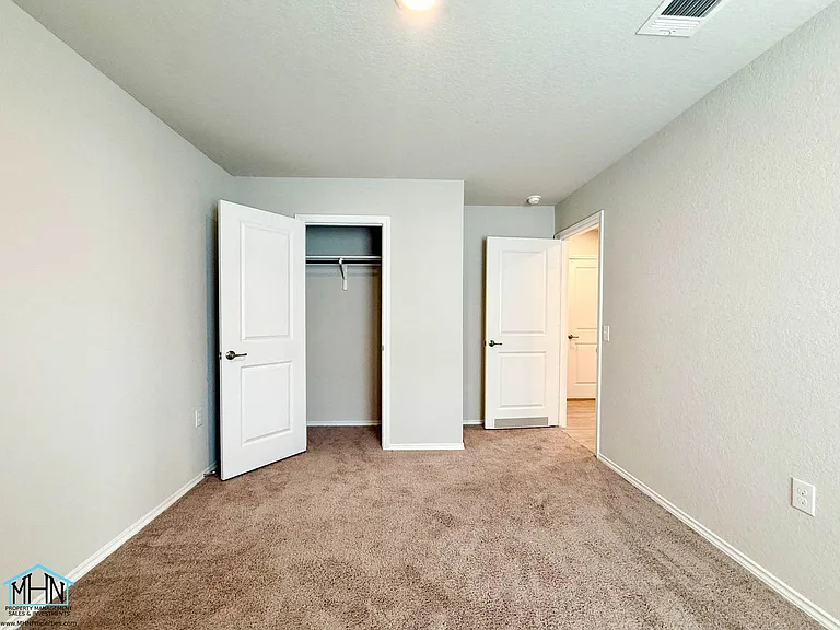 5606 Dewberry Run — Photo 16