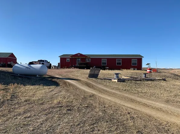 155 Bomber Mountain Rd, Gillette, WY 82716