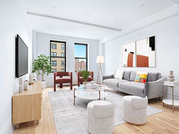 2nd image of 110 W 86th St APT 10B