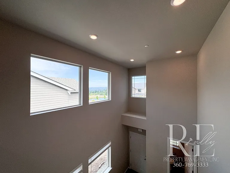 1502 Baker Heights Loop — Photo 10