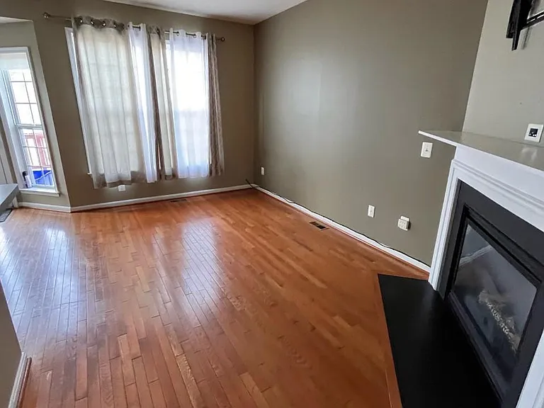 109 Breakers Edge Ct — Photo 8