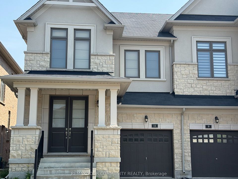 2nd image of 11 John Smith St