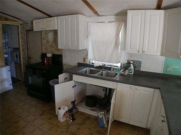 4th image of 10924 Country Haven Dr