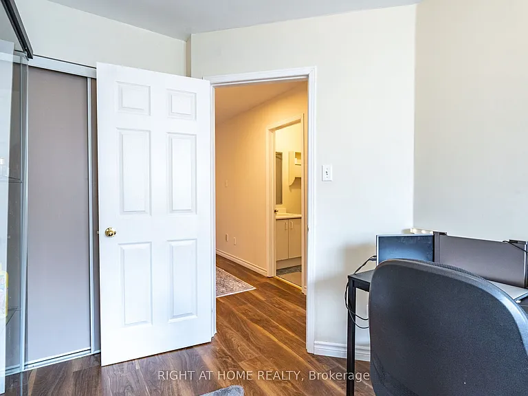 3974 Discovery Ct — Photo 37