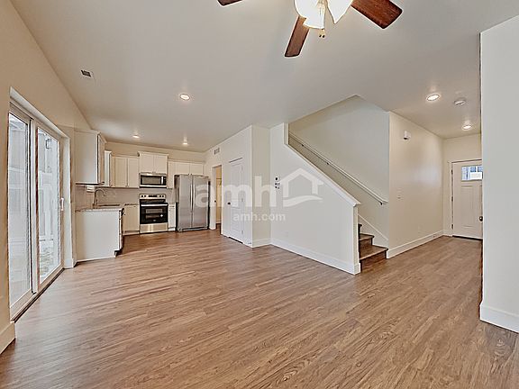 3rd image of 2108 104th Dr SE
