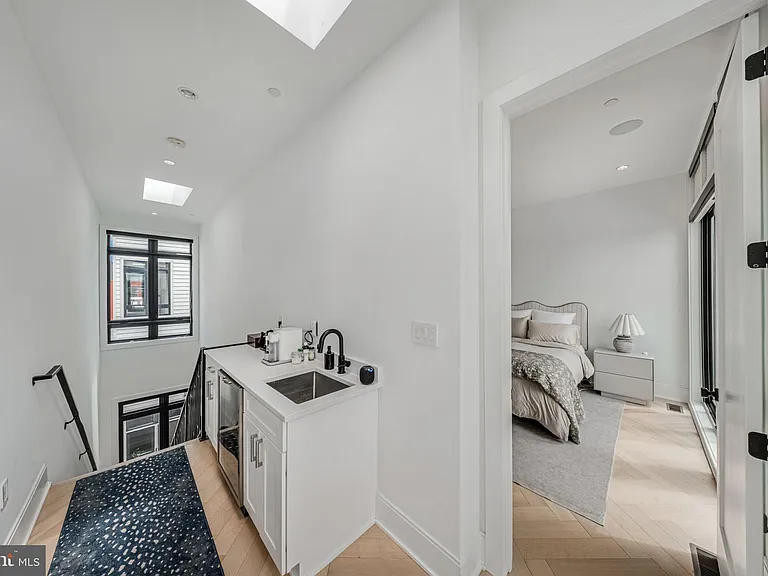 1462 Chapin St NW #8 — Photo 26