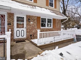 677 S 6th Ave, Royersford, PA 19468