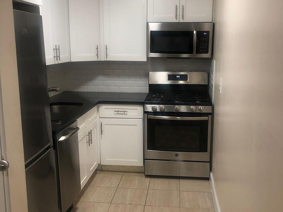 1st image of 13981 35th Ave APT 3L