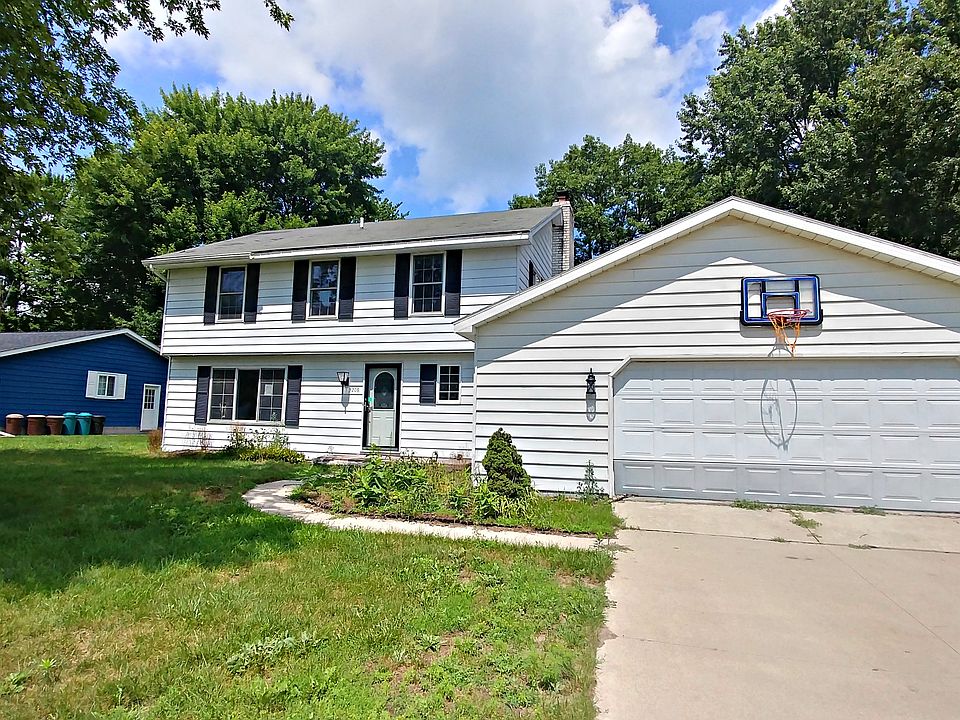 1st image of 3208 N Shoreview Dr