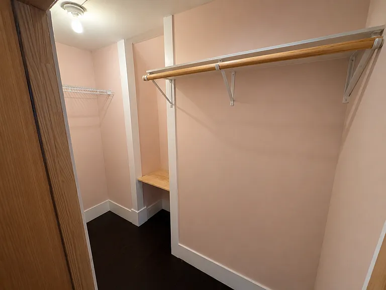 380 Chatham St #1 — Photo 3