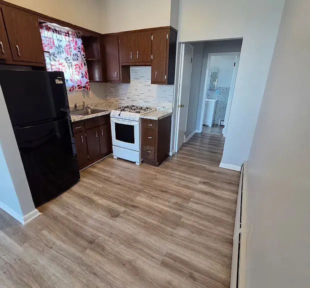 914 Grand Ave #5D — Photo 1