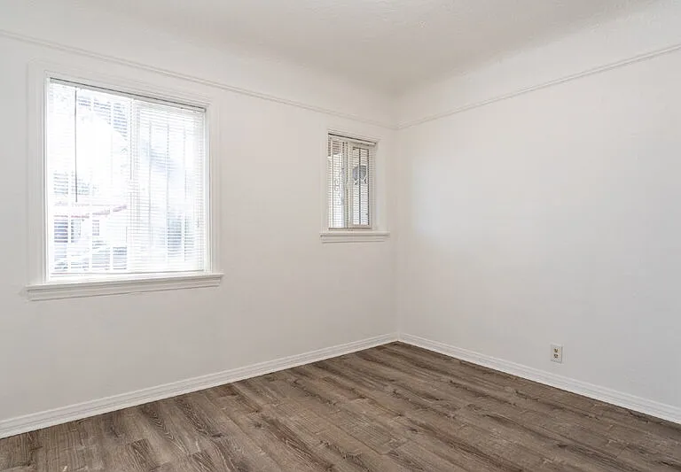 6765 Lemon Ave — Photo 31
