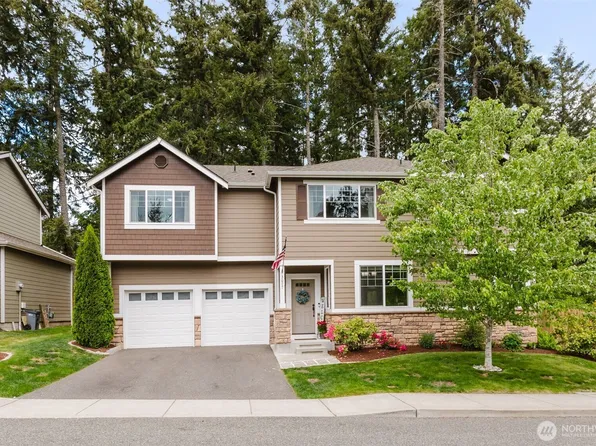 3677 SE Chesterton Drive, Port Orchard, WA 98366