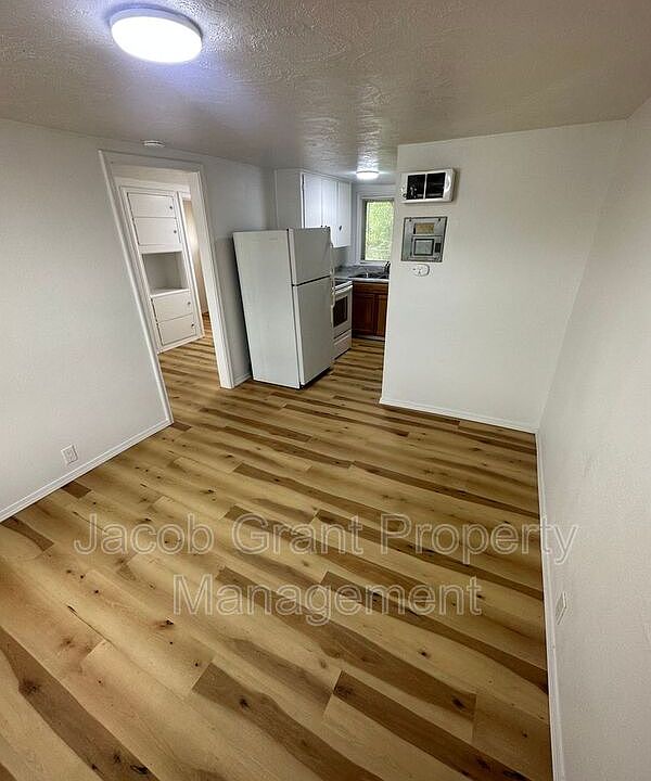 4719 Yellowstone Ave 4719 Yellowstone Ave Chubbuck, ID Zillow