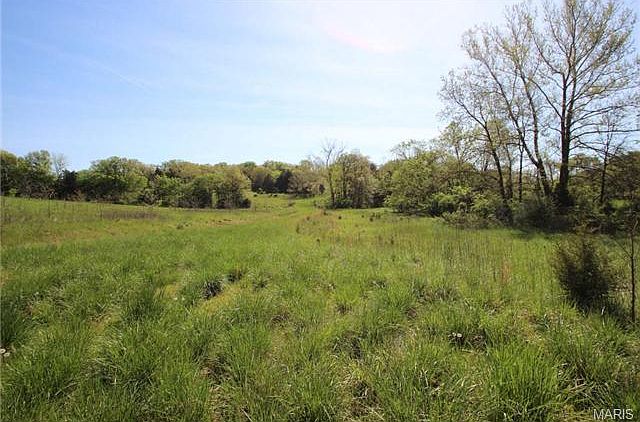 1st image of 72 Stevens Farm Ln