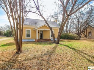 309 Josephine St, Holland, TX 76534