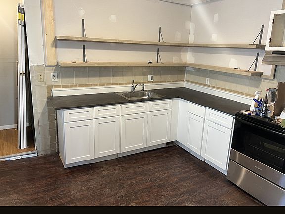 5th image of 93 Union St #93A