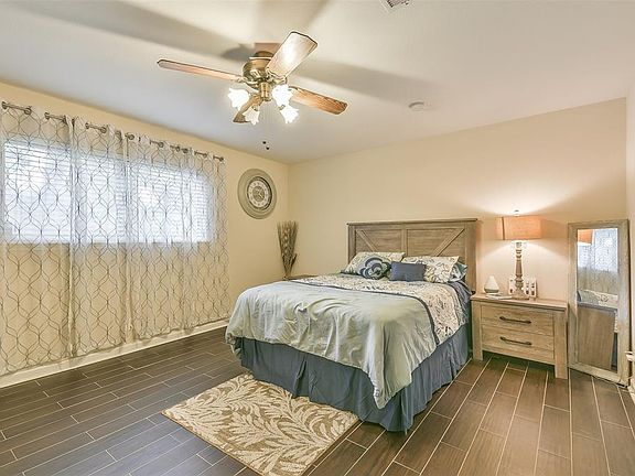 5th image of 7151 Bayou Forest Dr