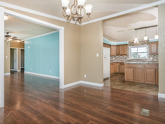 5th image of 617 Campbell Ave