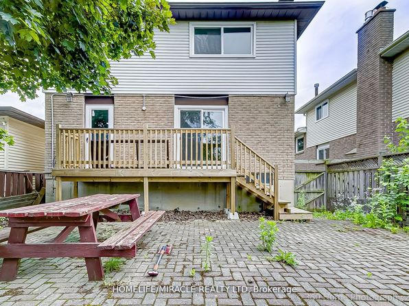 581 Hayward Cres, Milton, ON L9T 4T8
