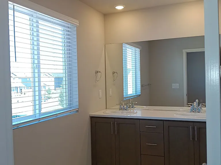 610 Pickering Ln — Photo 28