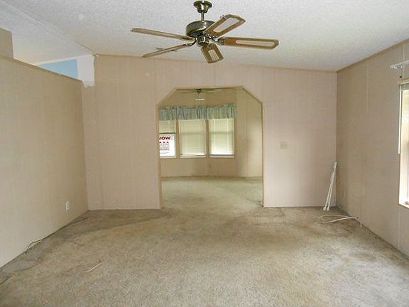 5th image of 175 Crossways Dr