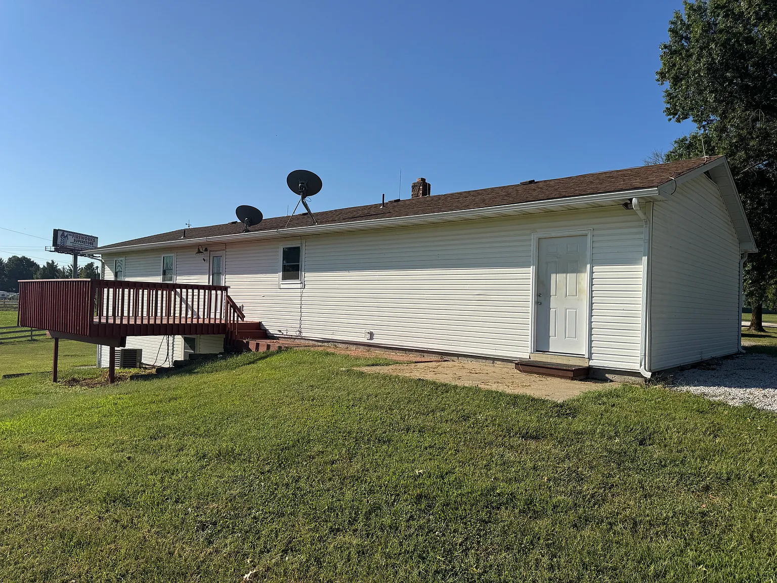 3 bed, 1900 sqft, $1,550 — Photo 4