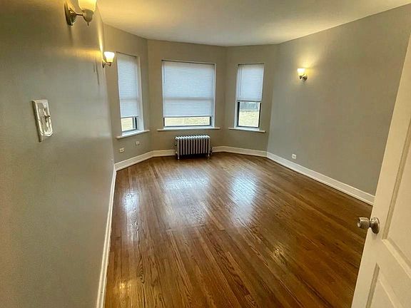 3rd image of 7321 S East End Ave #7319-3W