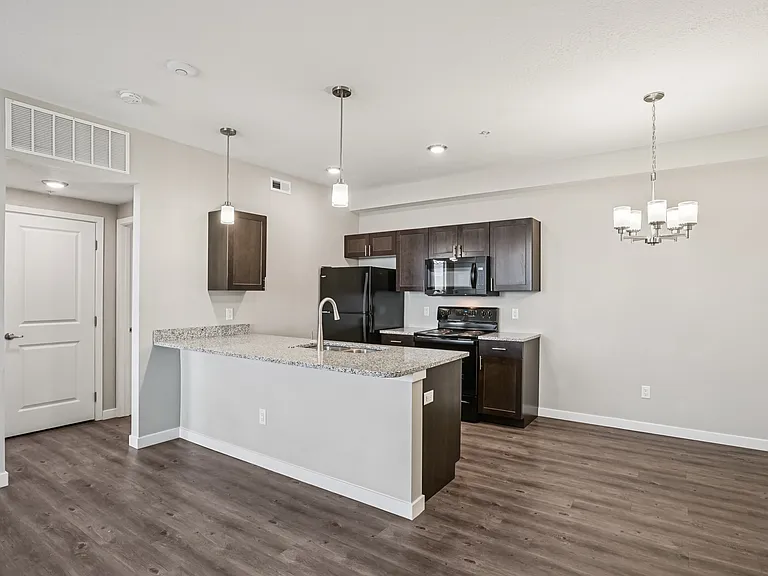 The Vue at Traverse Ridge — Photo 33