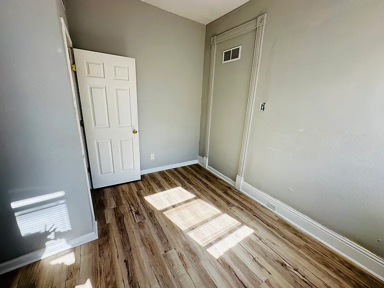 6103 Alabama Ave #2 — Photo 8