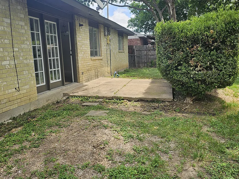 617 Country Ln — Photo 41