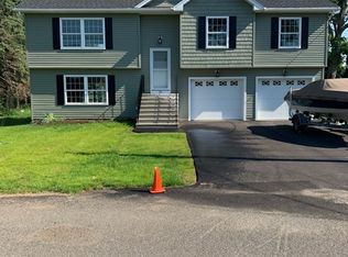 86 Beaumont Ave, Chicopee, MA 01013