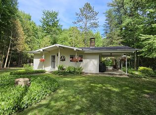 7124 Holverson Rd, Carsonville, MI 48419